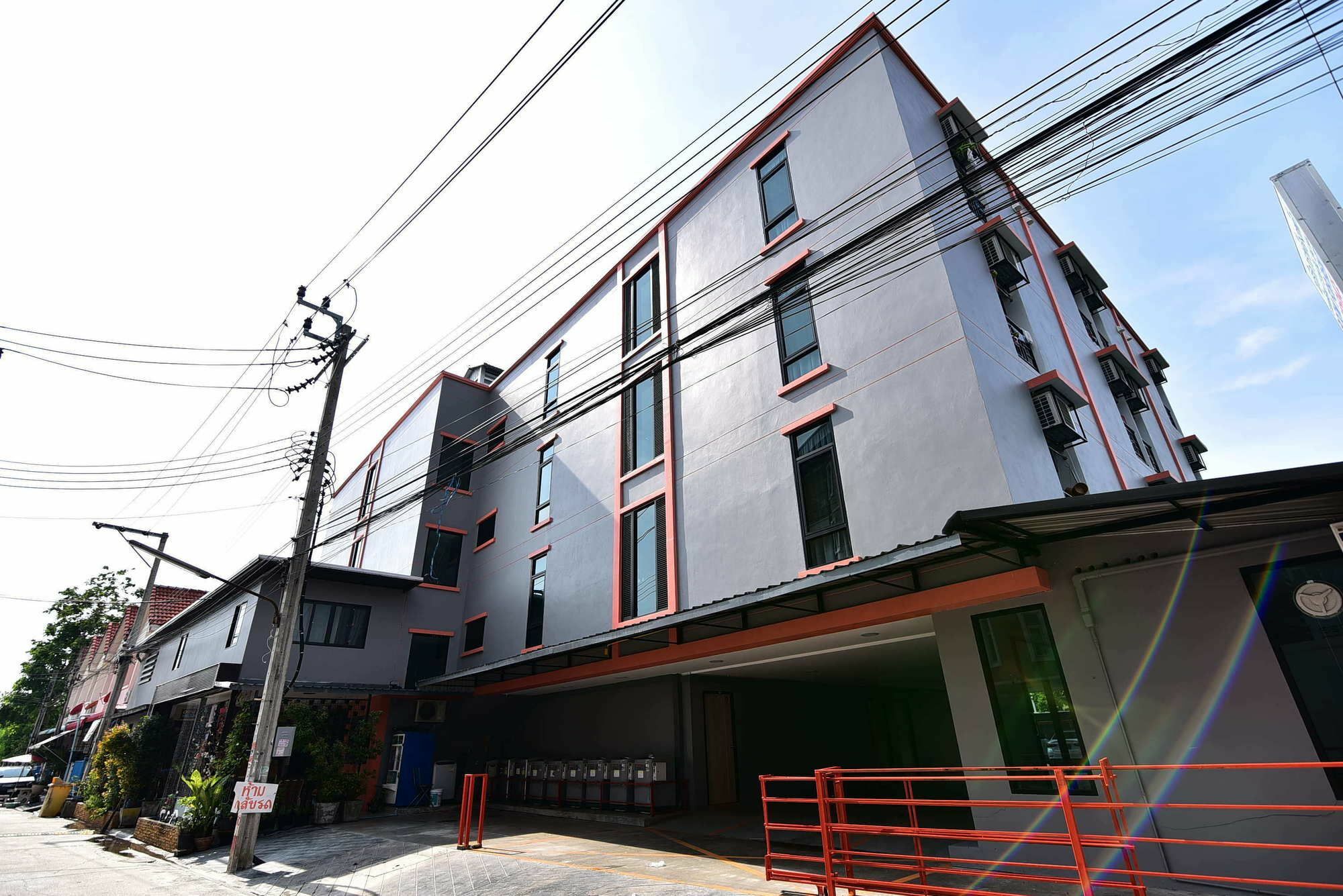 Wj Residence At Suvarnaphumi Bangkok Dış mekan fotoğraf