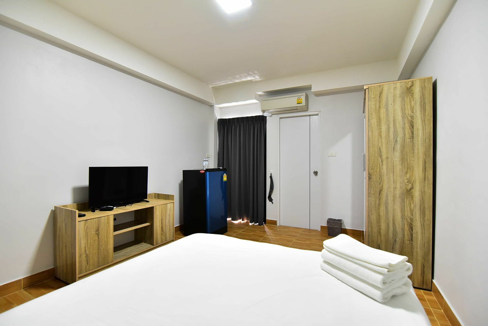 Wj Residence At Suvarnaphumi Bangkok Dış mekan fotoğraf
